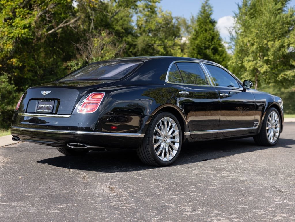 Used 2019 Bentley Mulsanne RWD image 3