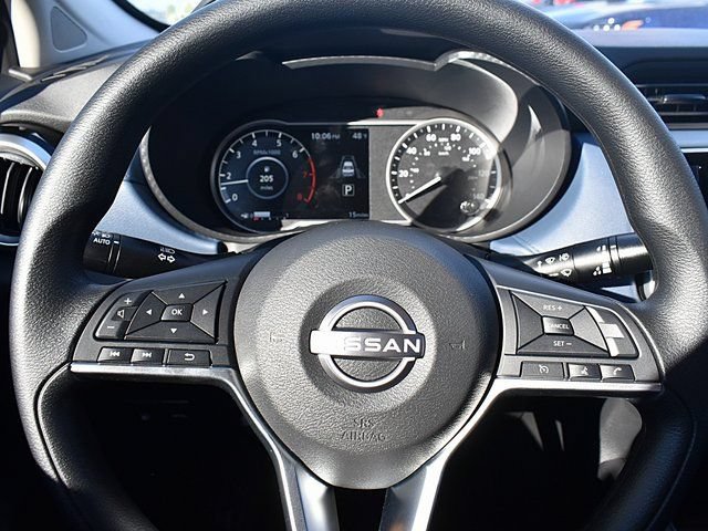 New 2025 Nissan Versa SV w/ Trunk Package FWD image 15