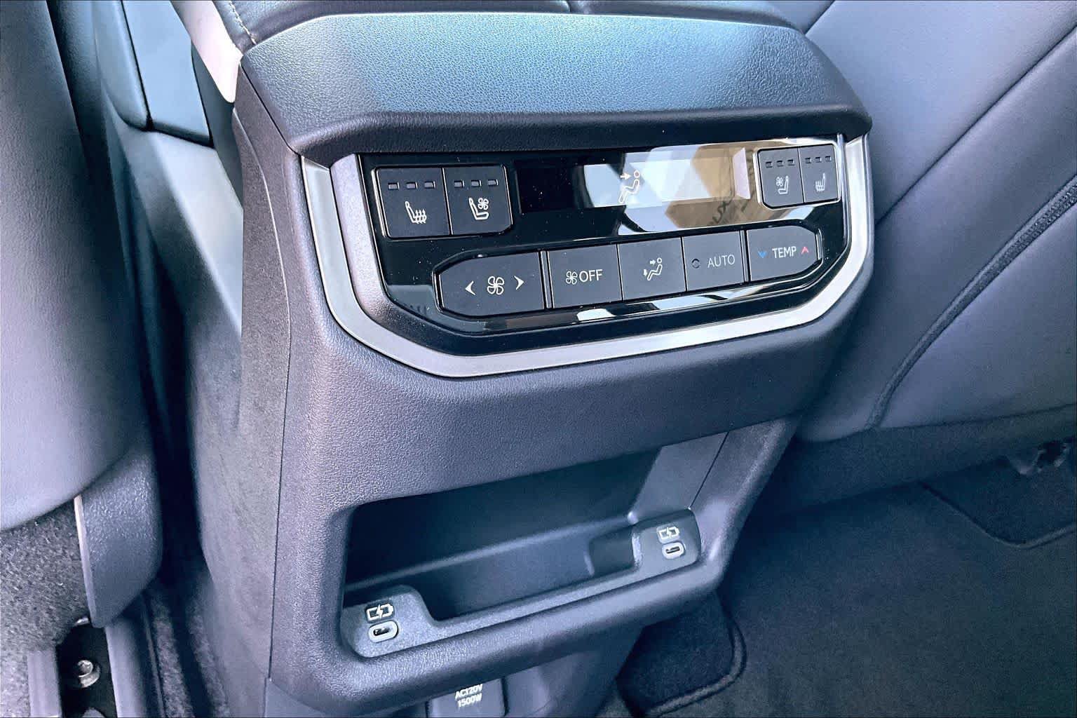 New 2026 Lexus TX 500h AWD image 13