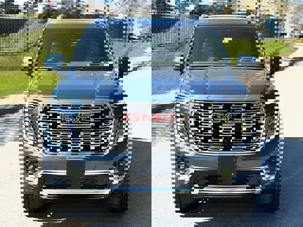 New 2026 GMC Yukon Denali w/ Denali Reserve Package image 9