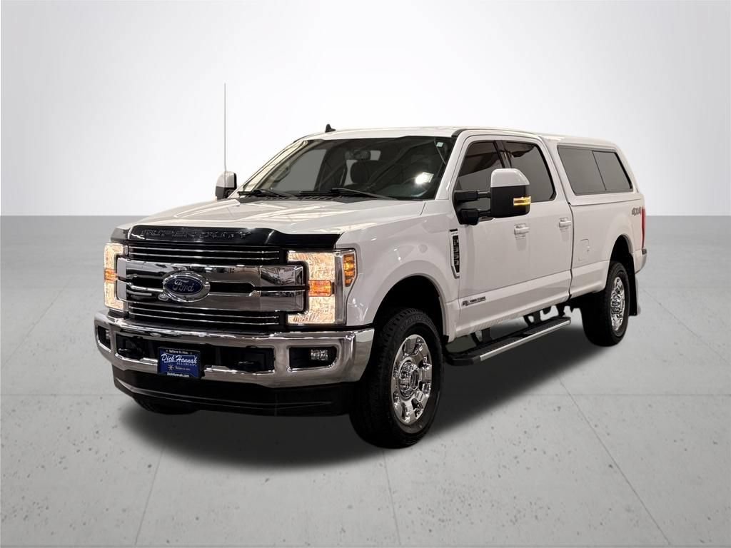Used 2019 Ford F350 Lariat w/ Lariat Value Package AWD/4WD image 2