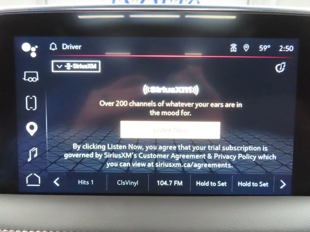 Used 2024 GMC Yukon SLT w/ SLT Luxury Package AWD/4WD image 27