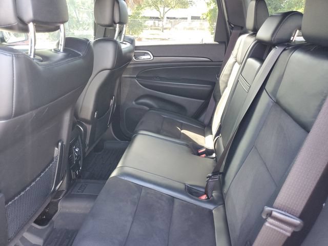 Used 2021 Jeep Grand Cherokee Laredo X RWD image 12