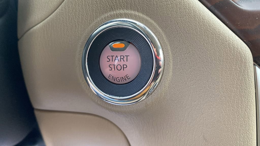 Used 2019 Nissan Pathfinder Platinum image 29