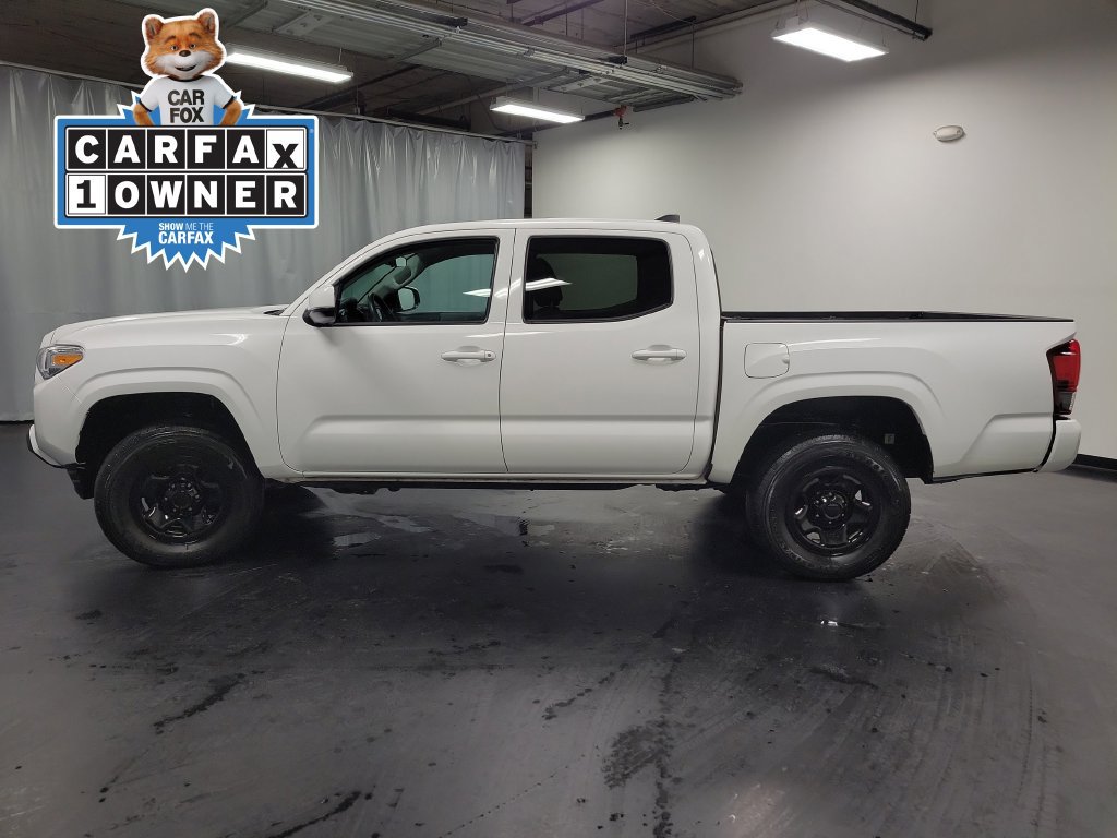 Used 2023 Toyota Tacoma SR AWD/4WD image 5