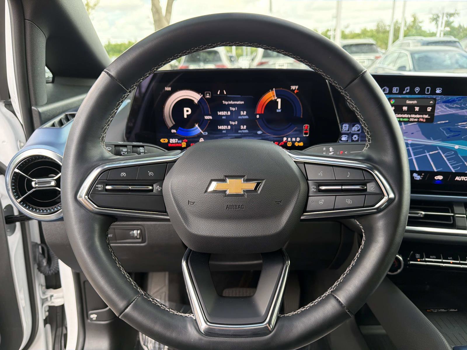 Used 2025 Chevrolet Equinox EV LT w/ Convenience Package FWD image 25