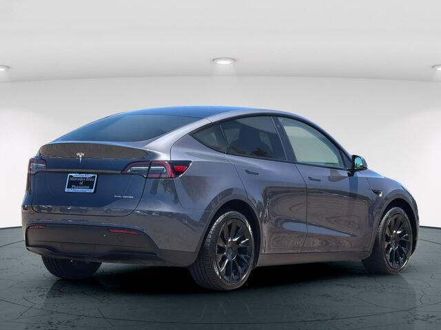 Used 2023 Tesla Model Y Long Range AWD/4WD image 7