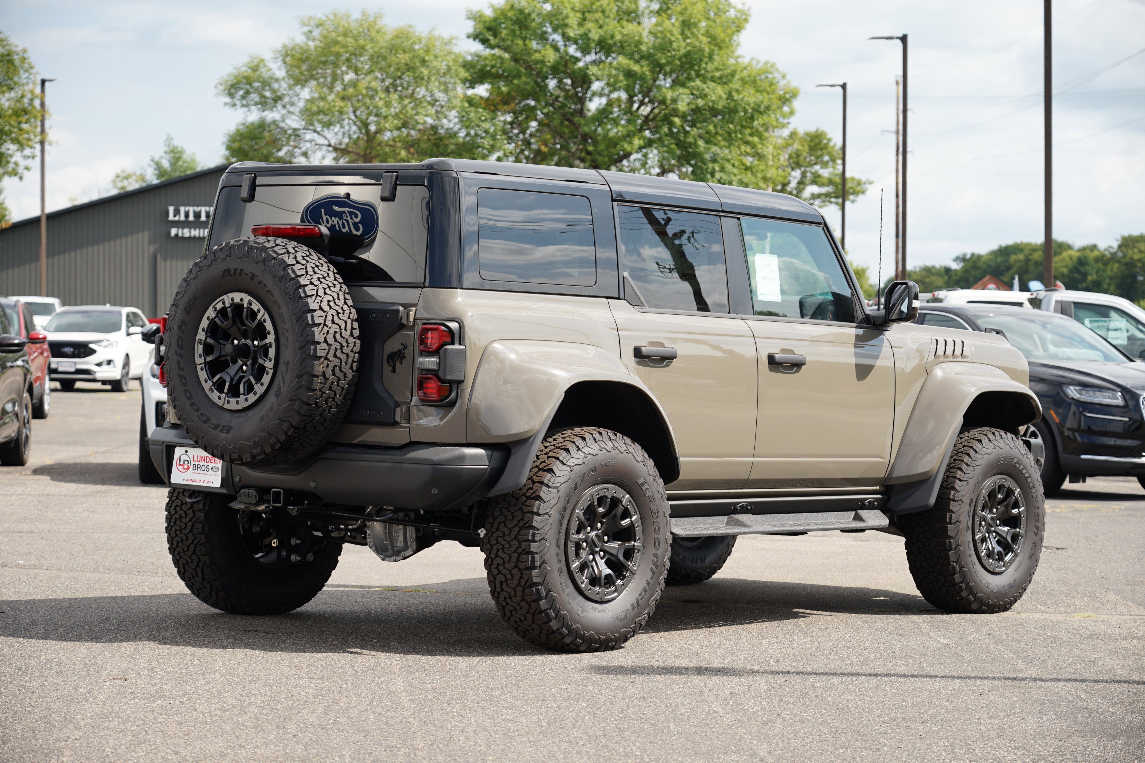 New 2025 Ford Bronco Raptor image 3
