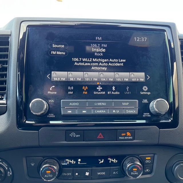 Used 2024 Nissan Frontier PRO-4X image 12