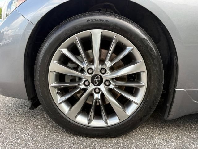 Used 2019 INFINITI Q50 Luxe w/ Essential Package (3.0T Luxe) AWD/4WD image 12