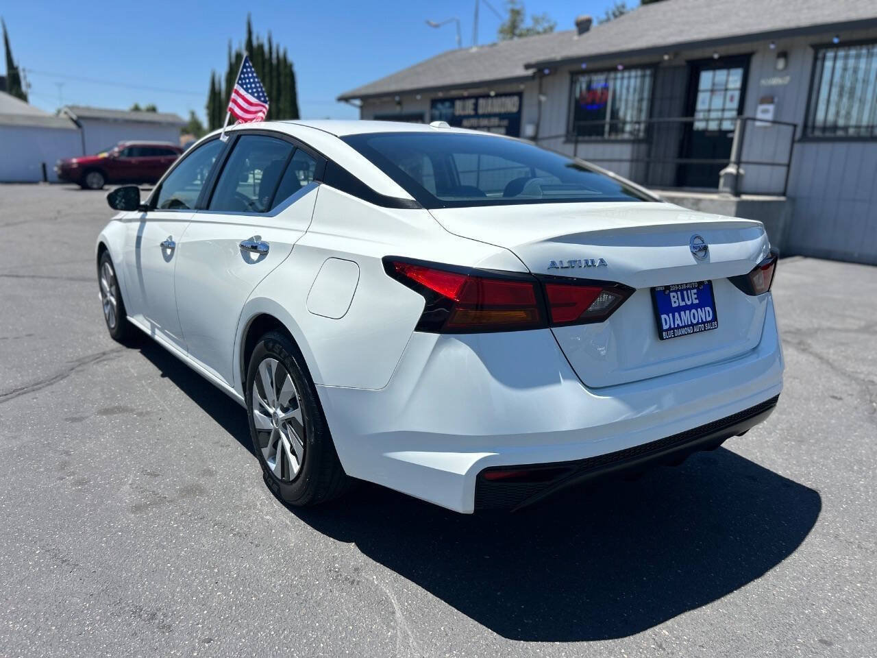 Used 2020 Nissan Altima 2.5 S FWD image 4