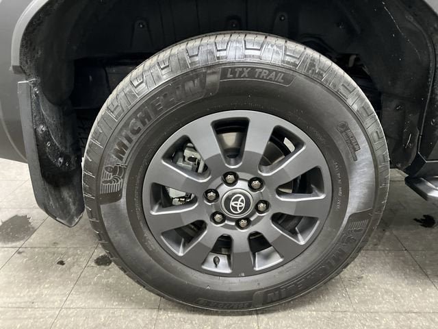 Used 2024 Toyota Land Cruiser w/ Premium Package image 33