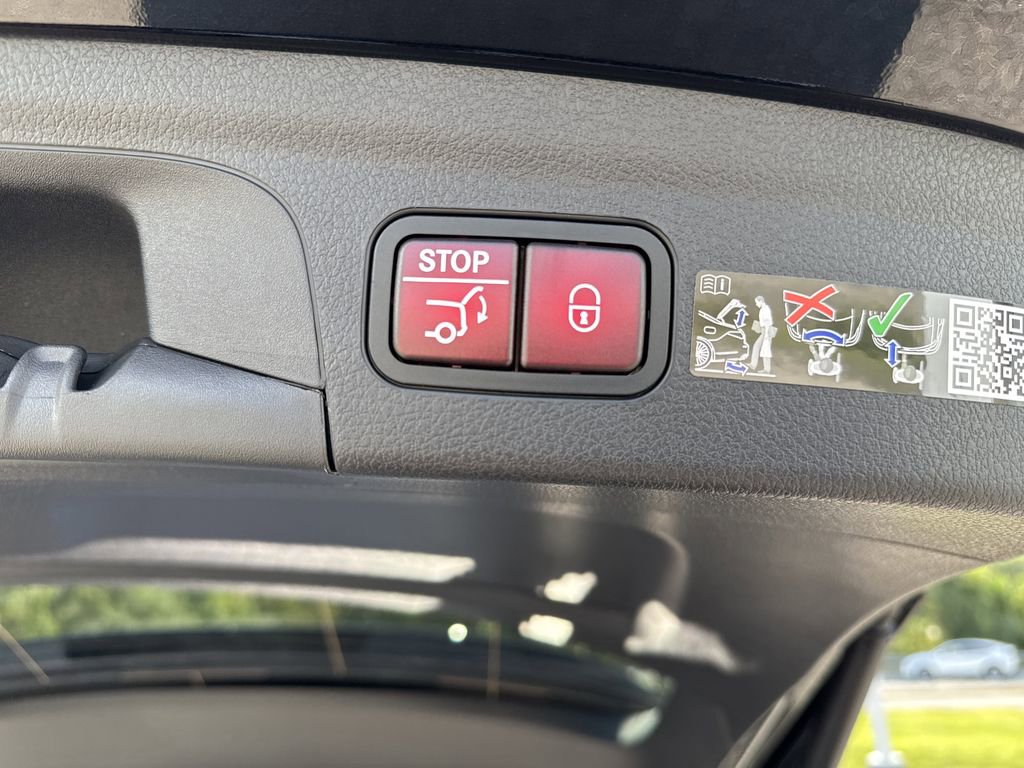 New 2026 Mercedes-Benz GLE 450 4MATIC image 13