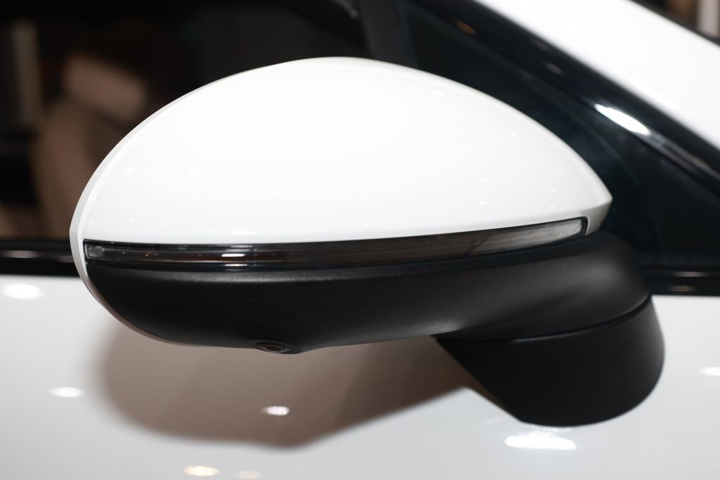 Used 2021 Porsche Cayenne S w/ Premium Package Plus image 34