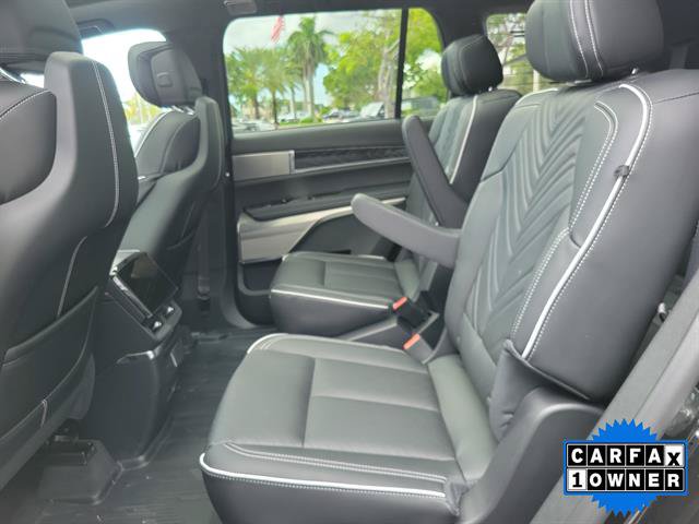 Certified 2026 Cadillac Vistiq Platinum w/ LPO, Floor Liner Package AWD/4WD image 10