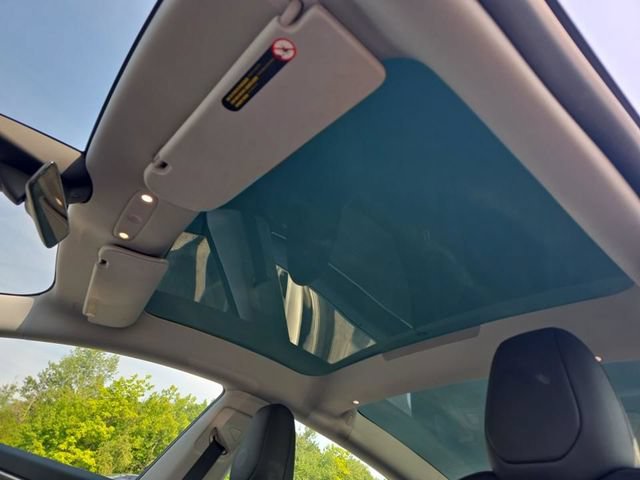 Used 2024 Tesla Model 3 Standard Range RWD image 13