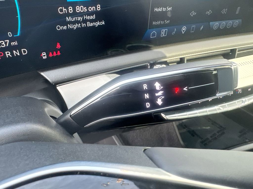 Used 2025 Cadillac Optiq Sport 2 image 23