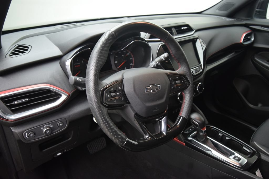 Used 2023 Chevrolet TrailBlazer RS w/ Convenience Package FWD image 15