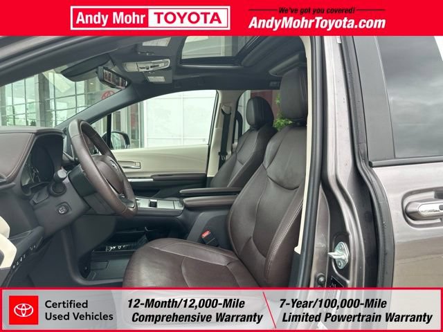 Certified 2023 Toyota Sienna Platinum AWD/4WD image 10