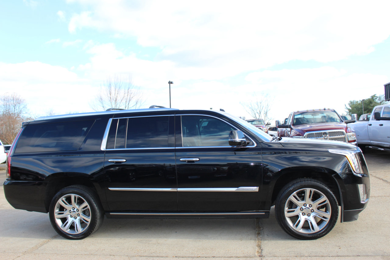 Used 2016 Cadillac Escalade ESV Premium image 7