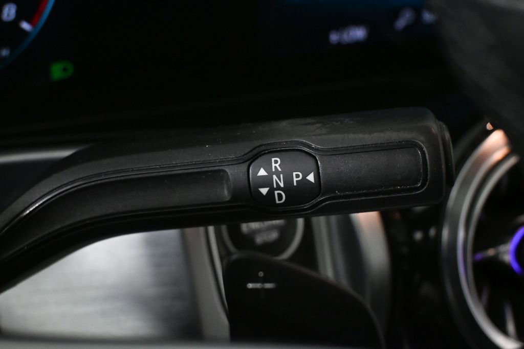 Certified 2022 Mercedes-Benz GLB 250 4MATIC image 16