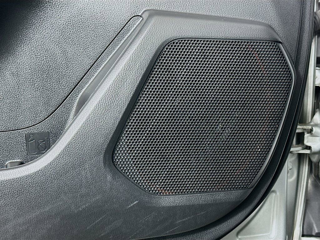 Used 2023 Toyota Highlander Platinum image 18