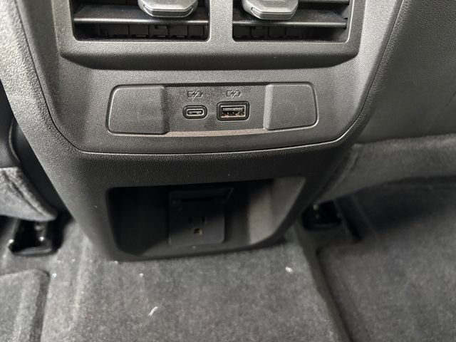 New 2026 Chevrolet Colorado ZR2 w/ Off-Road Front Bumper Package image 34