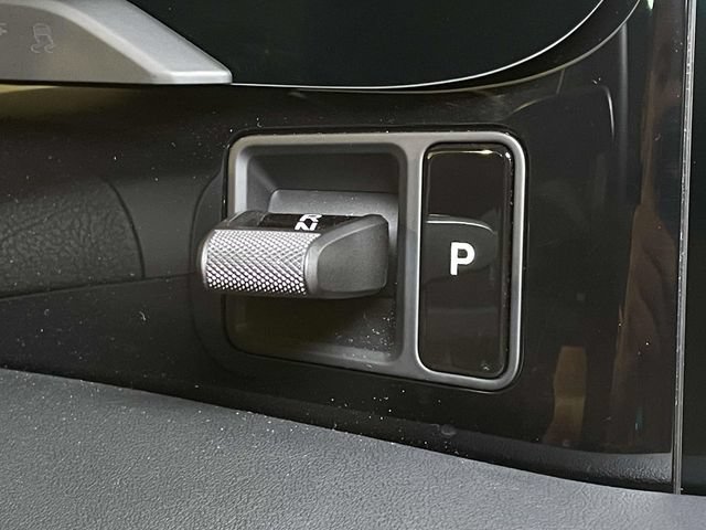 Certified 2025 Porsche Taycan AWD/4WD image 42