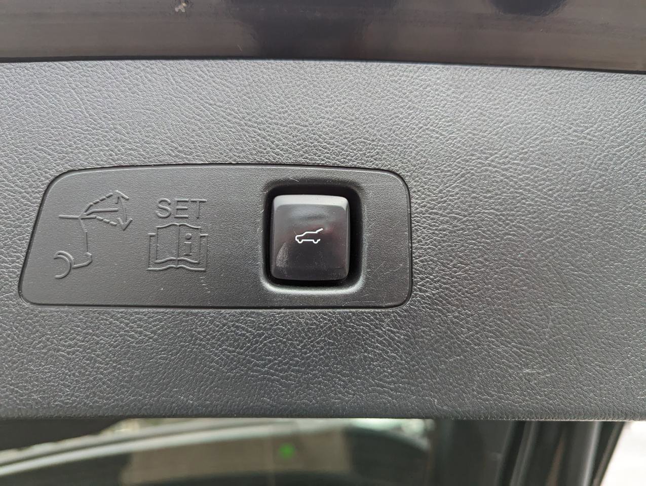 Used 2020 Lincoln Corsair AWD w/ Premium Package image 47