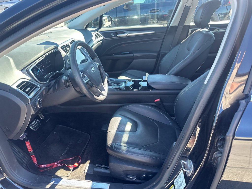 Used 2015 Ford Fusion Titanium FWD image 7
