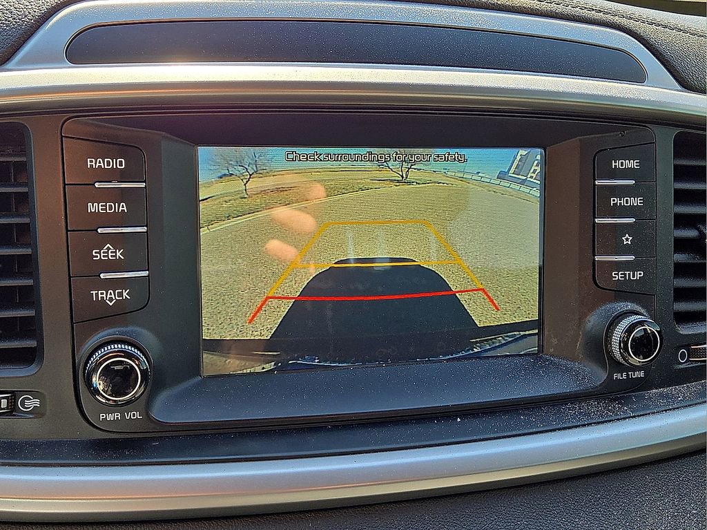 Used 2020 Kia Sorento S image 28