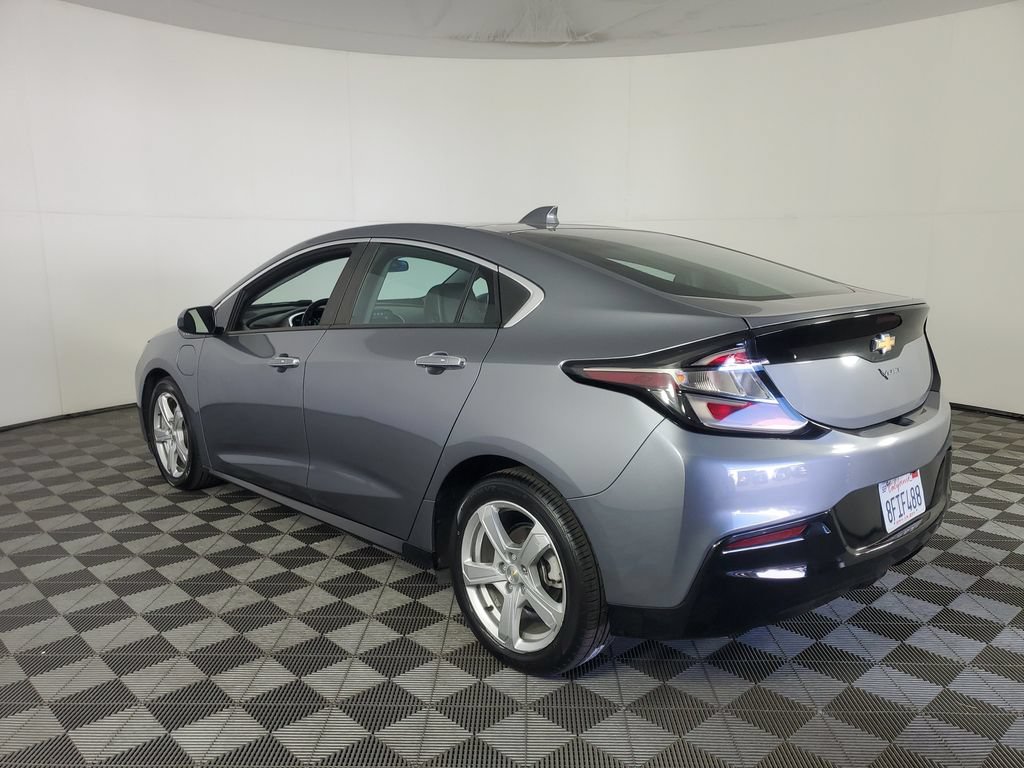 Used 2018 Chevrolet Volt LT w/ Comfort Package FWD image 7