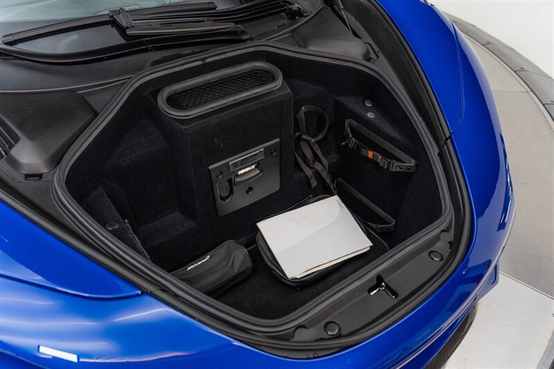 Used 2024 McLaren 750S Spider RWD image 52