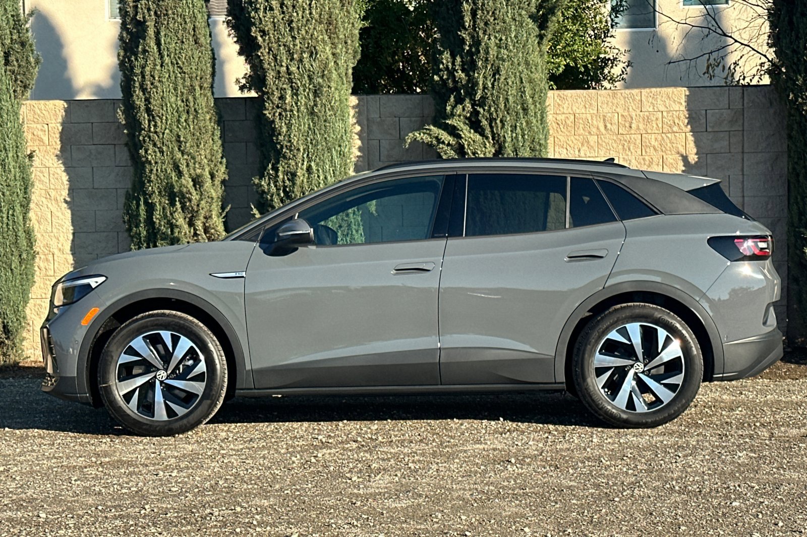 New 2025 Volkswagen ID.4 Pro image 7