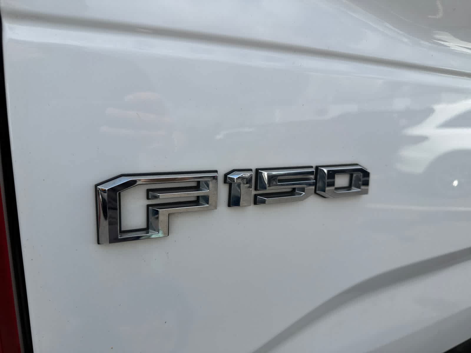 Used 2015 Ford F150 XLT w/ Equipment Group 302A Luxury AWD/4WD image 29