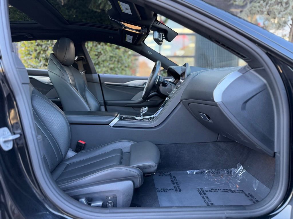 Used 2025 BMW 840i w/ M Sport Professional Package image 32