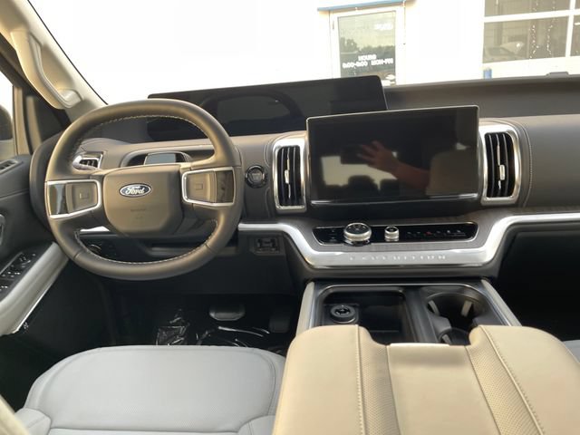 New 2026 Ford Expedition Platinum w/ Platinum Ultimate Package AWD/4WD image 12