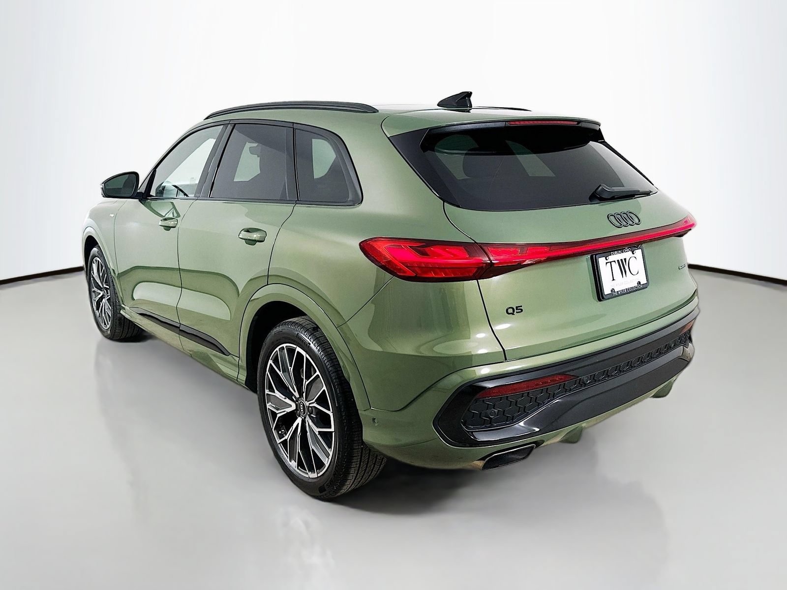 New 2026 Audi Q5 Prestige AWD/4WD image 7