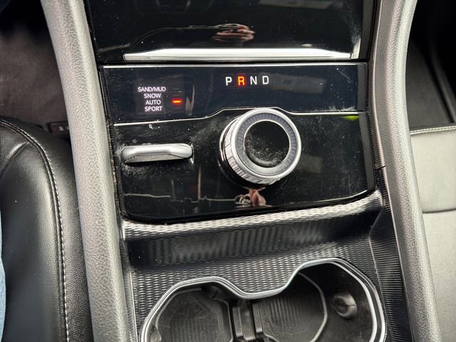 Certified 2024 Jeep Grand Cherokee Limited w/ Black Appearance Package image 31