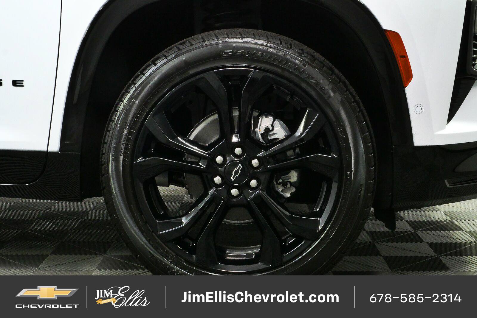 New 2027 Chevrolet Traverse RS w/ LPO, Floor Liner Package AWD/4WD image 36