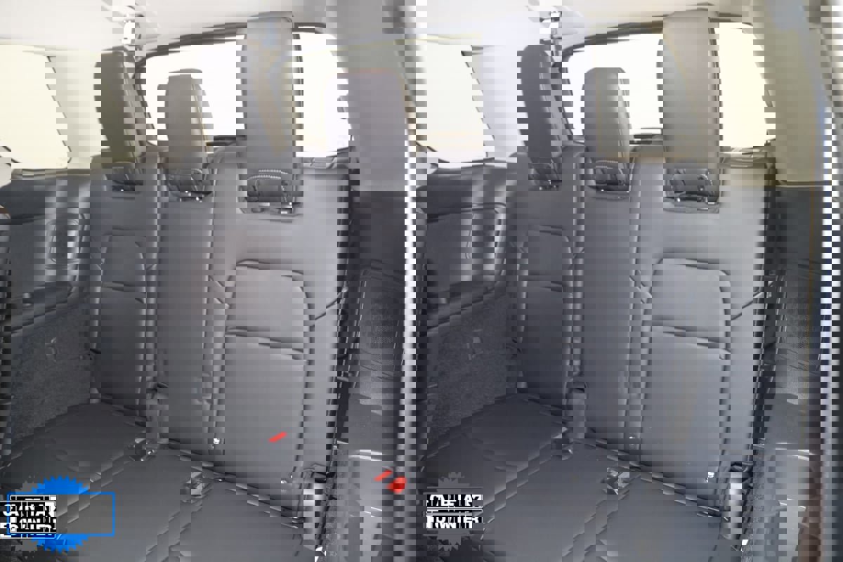 Used 2024 Nissan Pathfinder Platinum w/ Cargo Package image 50