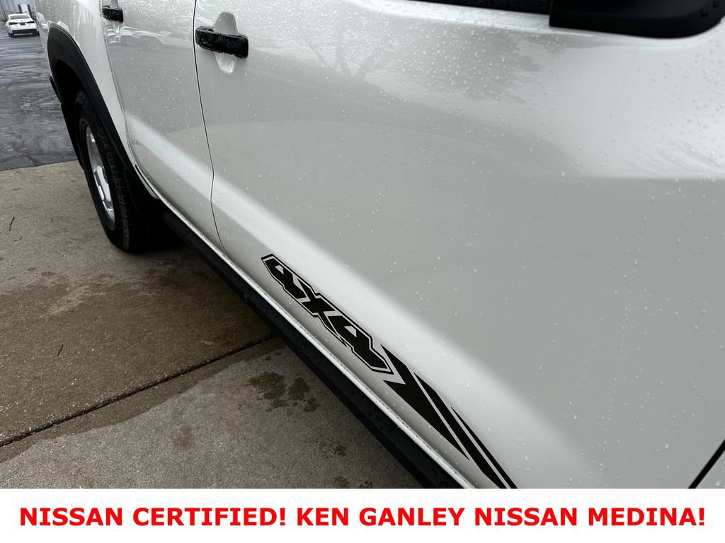 Certified 2024 Nissan Frontier SV w/ Hardbody Edition AWD/4WD image 13