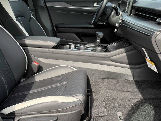 New 2026 Kia K5 GT-Line w/ GT-Line Premium Package FWD image 10