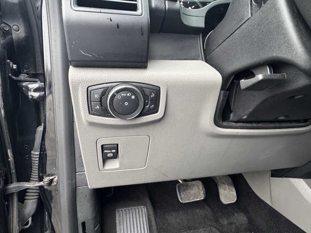 Used 2017 Ford F150 XL w/ Equipment Group 101A Mid image 25