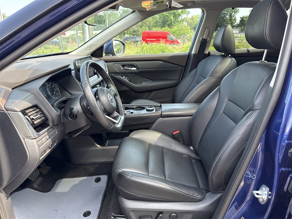 Certified 2023 Nissan Rogue SL w/ SL Premium Package image 16