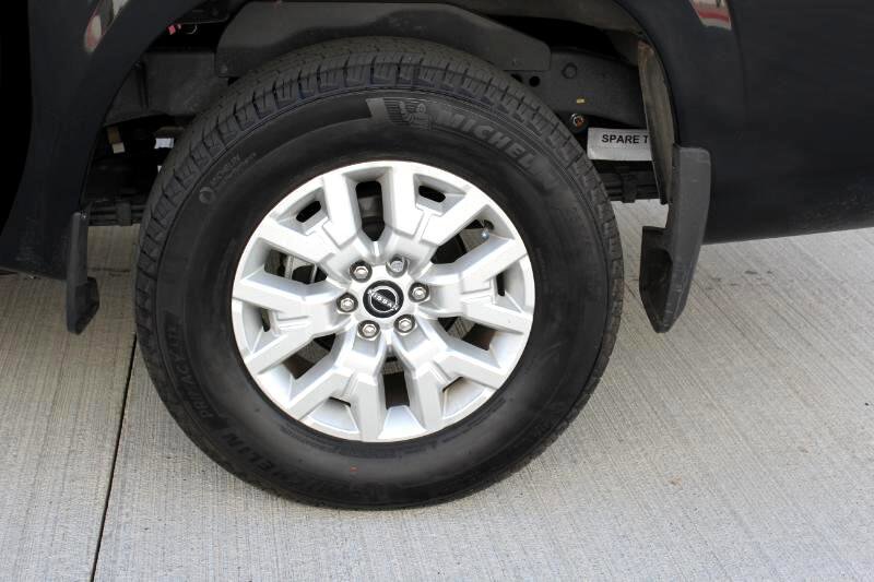 Used 2024 Nissan Frontier SV w/ SV Convenience Package image 39