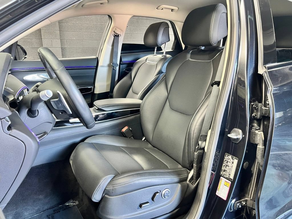 Used 2025 Genesis GV70 2.5T AWD/4WD image 7