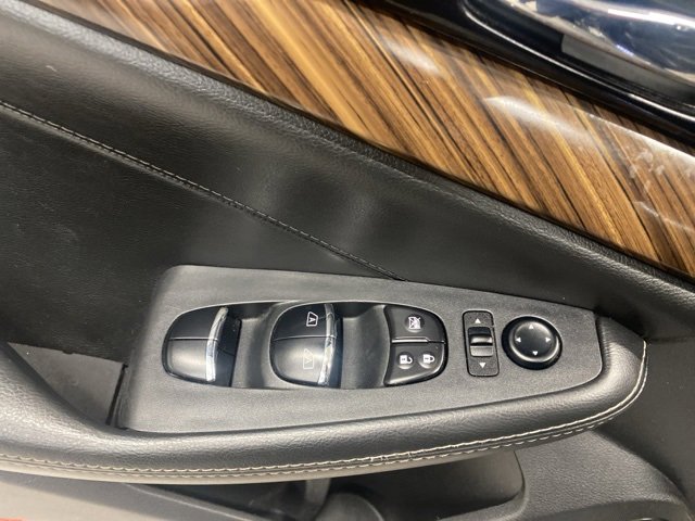 Used 2018 Nissan Maxima Platinum image 31