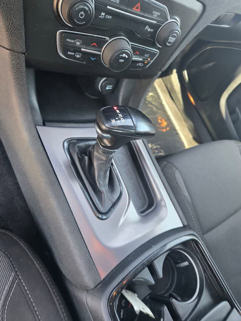 Used 2021 Dodge Charger SXT w/ Blacktop Package RWD image 13