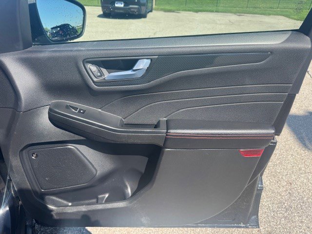 Used 2023 Ford Escape ST-Line Select w/ Tech Pack #2 AWD/4WD image 35